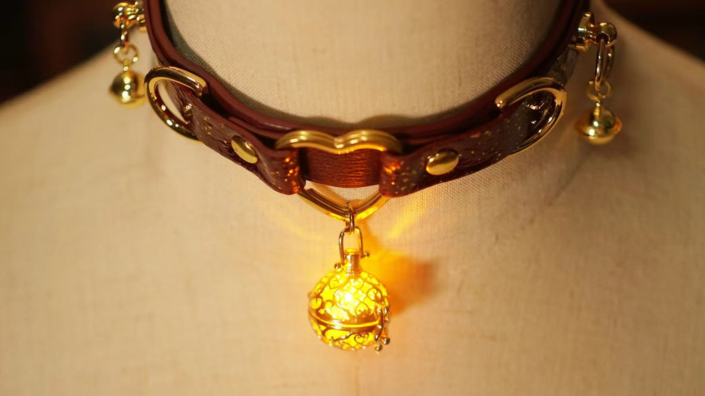Crimson Gilt 5