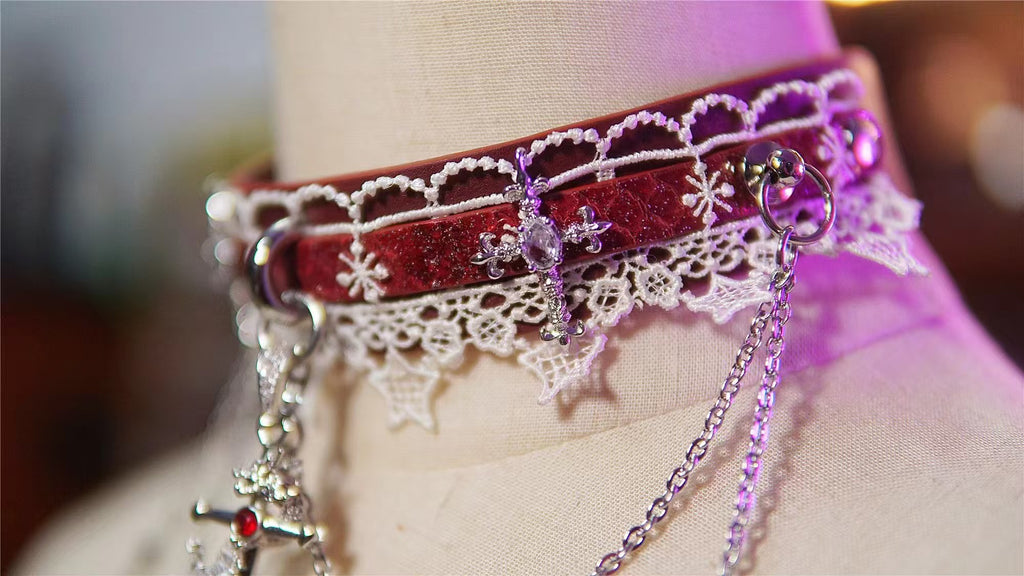Crimson Lace 1