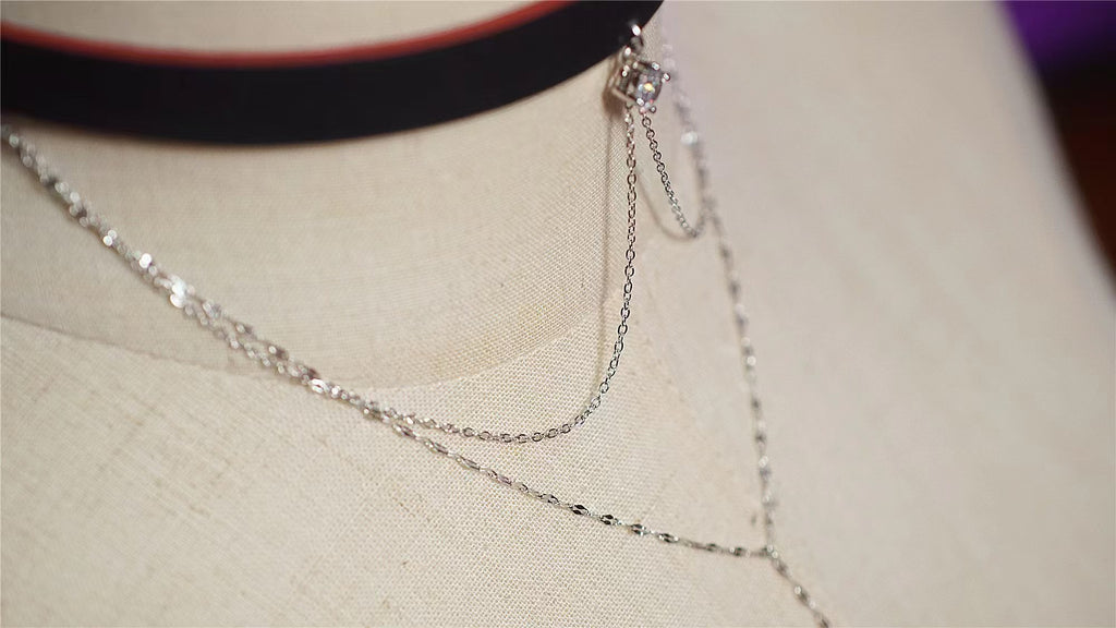 Collarbone Veil 1