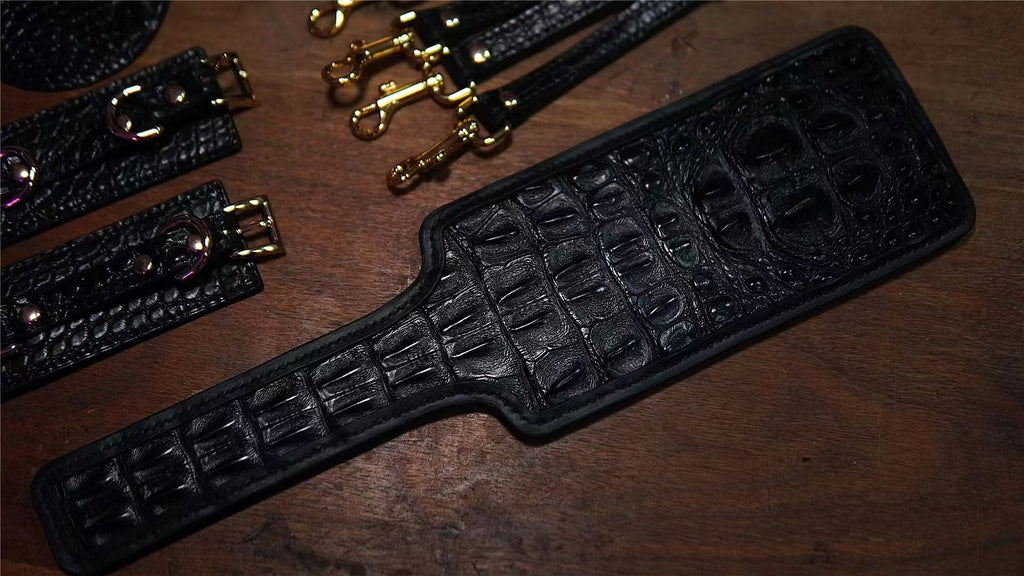 Obsidian Reliquary 6